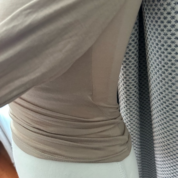 Micas NEW Ruched Long Sleeve Top - Light brown - Picture 5 of 8